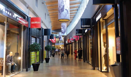 nicest shopping areas in Holland Times