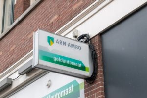 increasingly fewer atms in dutch