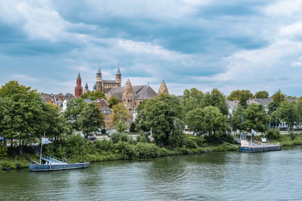 Depositphotos_389847372_XL