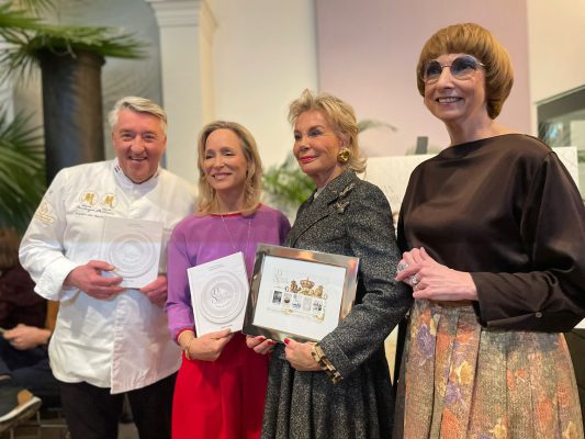 from left to right:  Robèrt van Beckhoven, H.H. Princess Margarita de Bourbon de Parme, Maya Meijer-Bergmans and Nicole Uniquole
